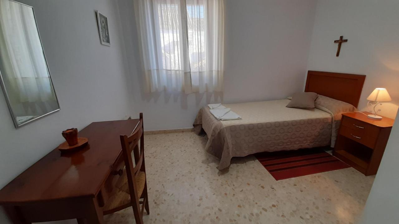 Convento Madre De Dios De Carmona Hotel Ngoại thất bức ảnh